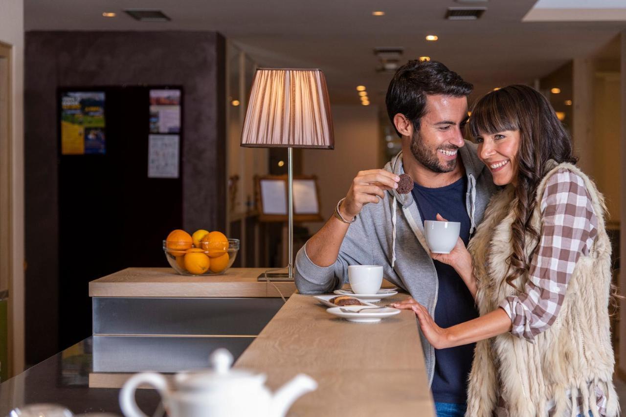 Design & Suite Hotel Ciarnadoi Vigo di Fassa Bagian luar foto