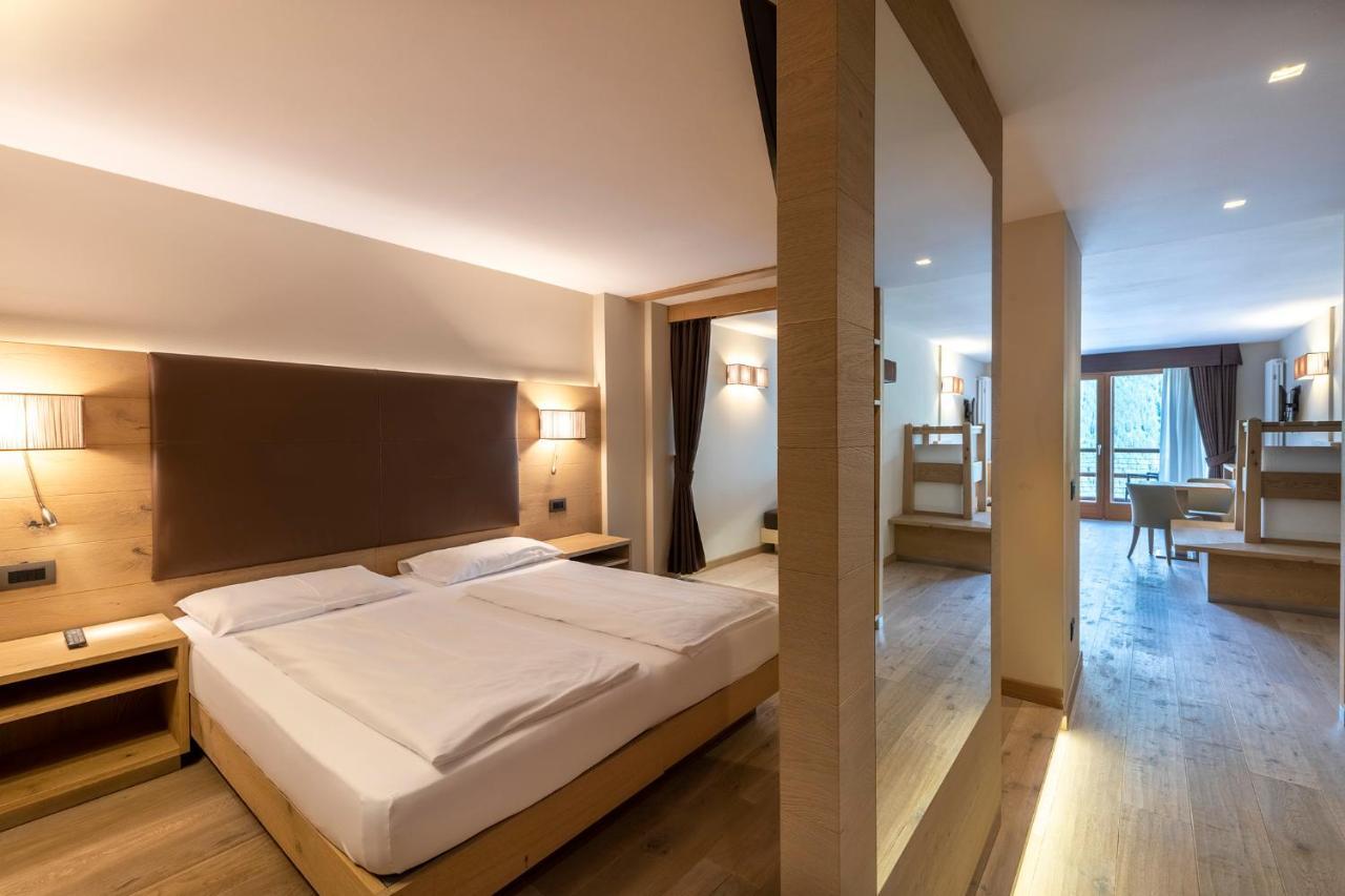 Design & Suite Hotel Ciarnadoi Vigo di Fassa Bagian luar foto