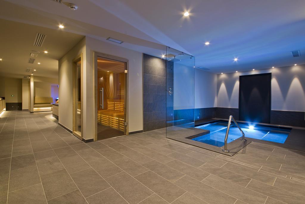 Design & Suite Hotel Ciarnadoi Vigo di Fassa Bagian luar foto